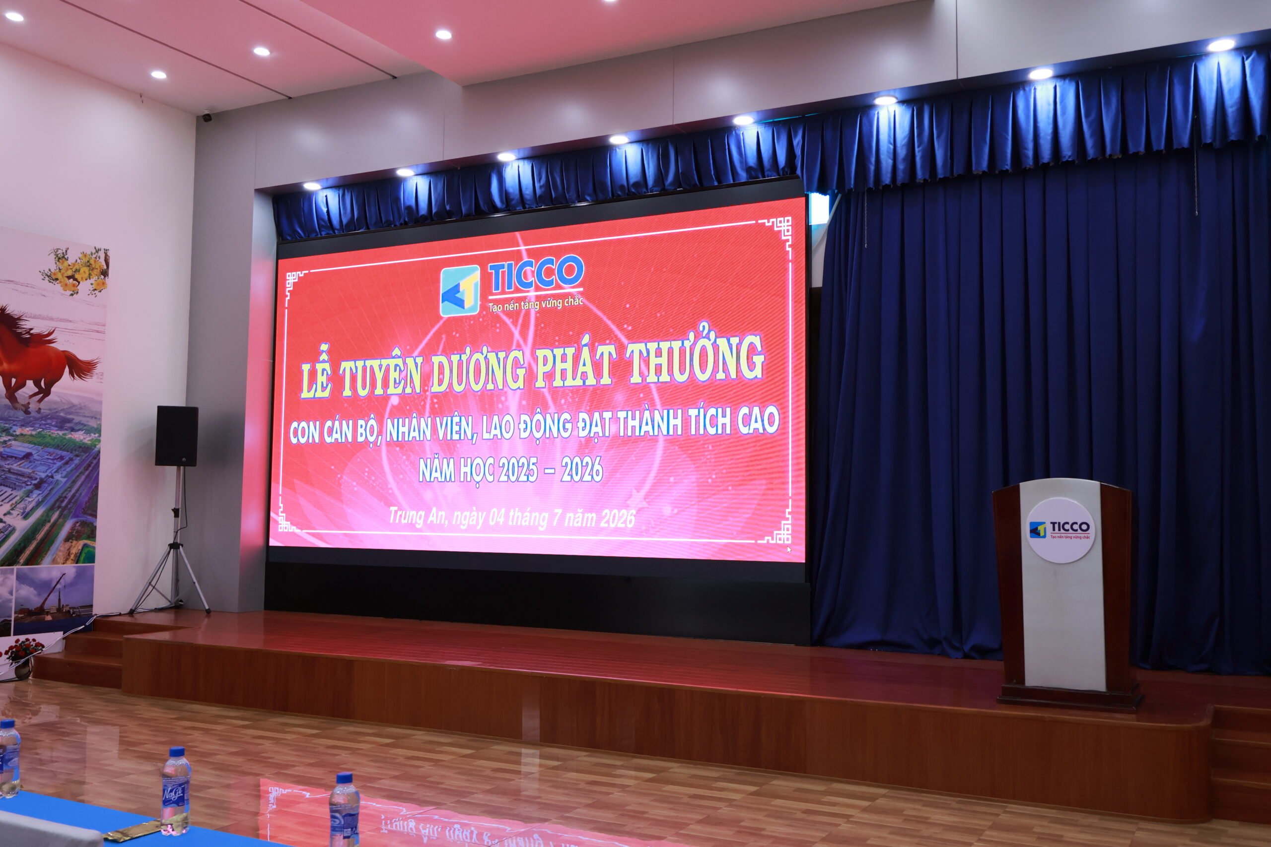 Trang chủ - Ticco
